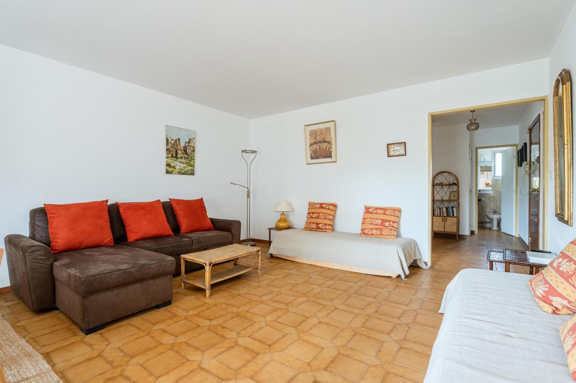Apartment Le Monticule Par Dodo-a-cassis